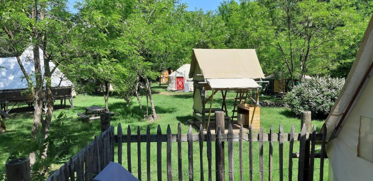 Camping Ushuaia Villages Le Viaduc Arlebosc 외부 사진